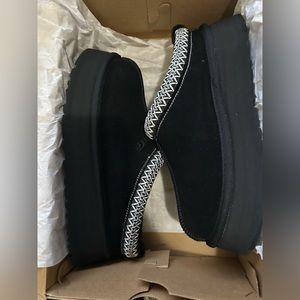 Ugg Tazz Platform Slippers